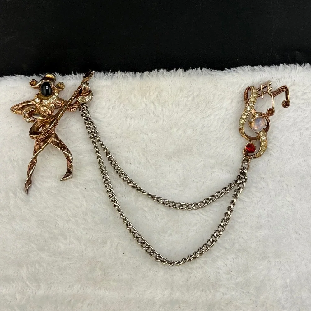 Vintage Chatelaine Brooch Mandle? Musician Gold Tone Rhinestone Music Note